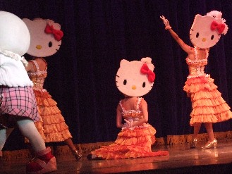 サンリオピューロランド劇場 ハローキティ 根付け　くるみ割り人形 サンリオピューロランド劇場 ハローキティ 根付け くるみ割り